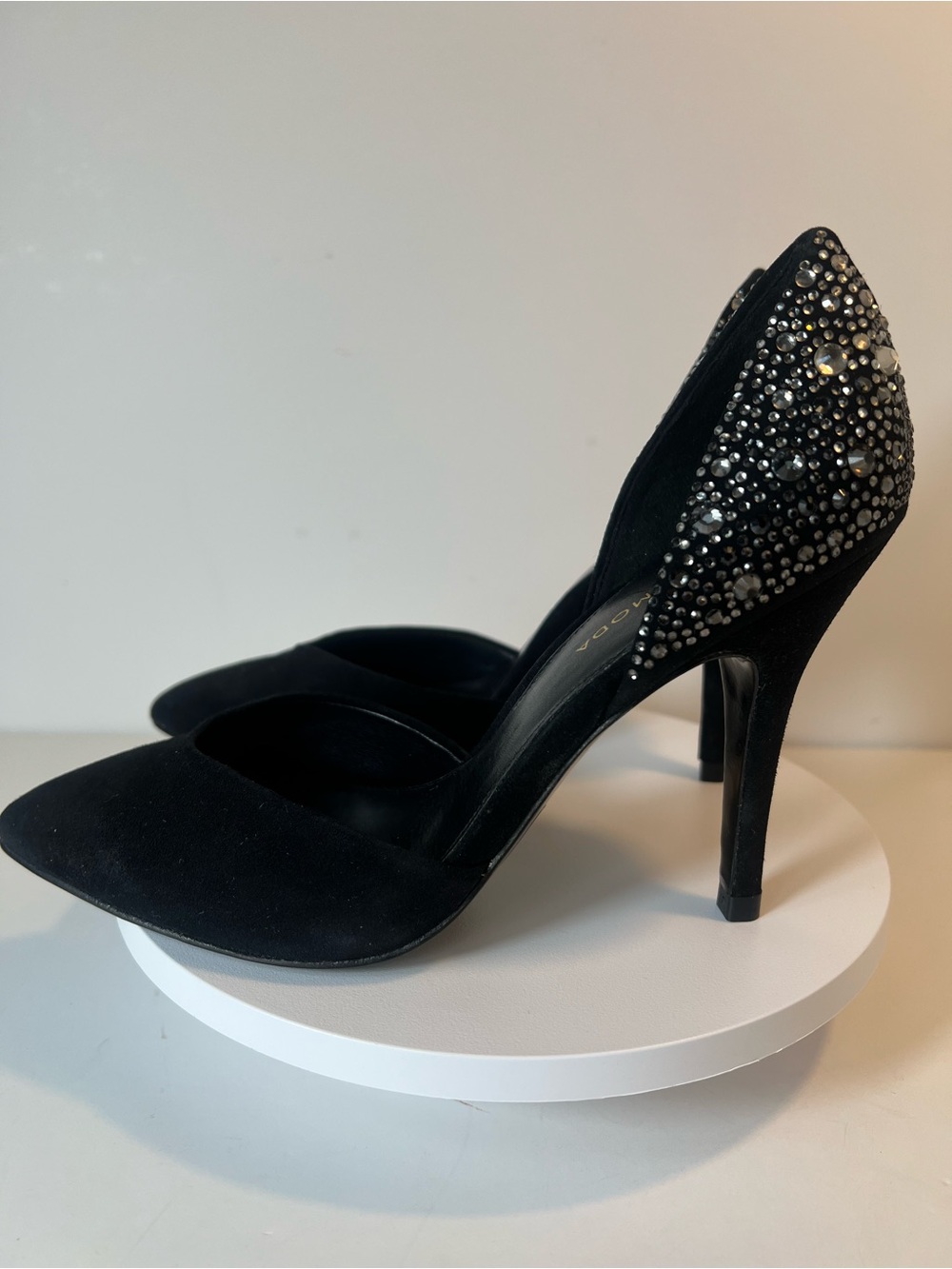 Pelle Moda Kent Black suede Heels with Sparkling Accents. NWT
